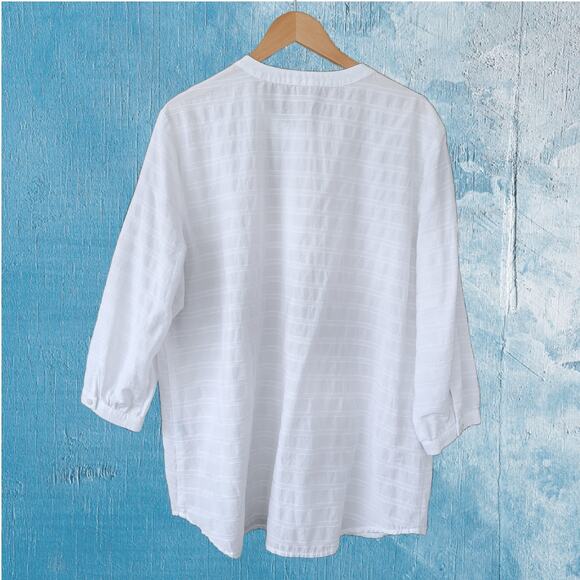 J. McLaughlin White Collarless Button Down Top Size XL Textured Stripe - Picture 9 of 9